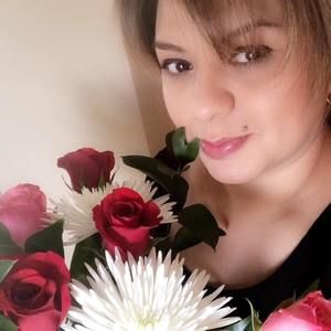 Meet your Posher, Herrera